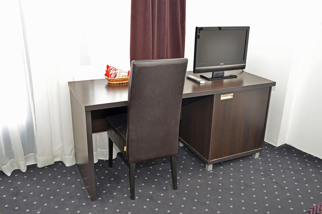 Guest House Amico Vranje Quarto foto